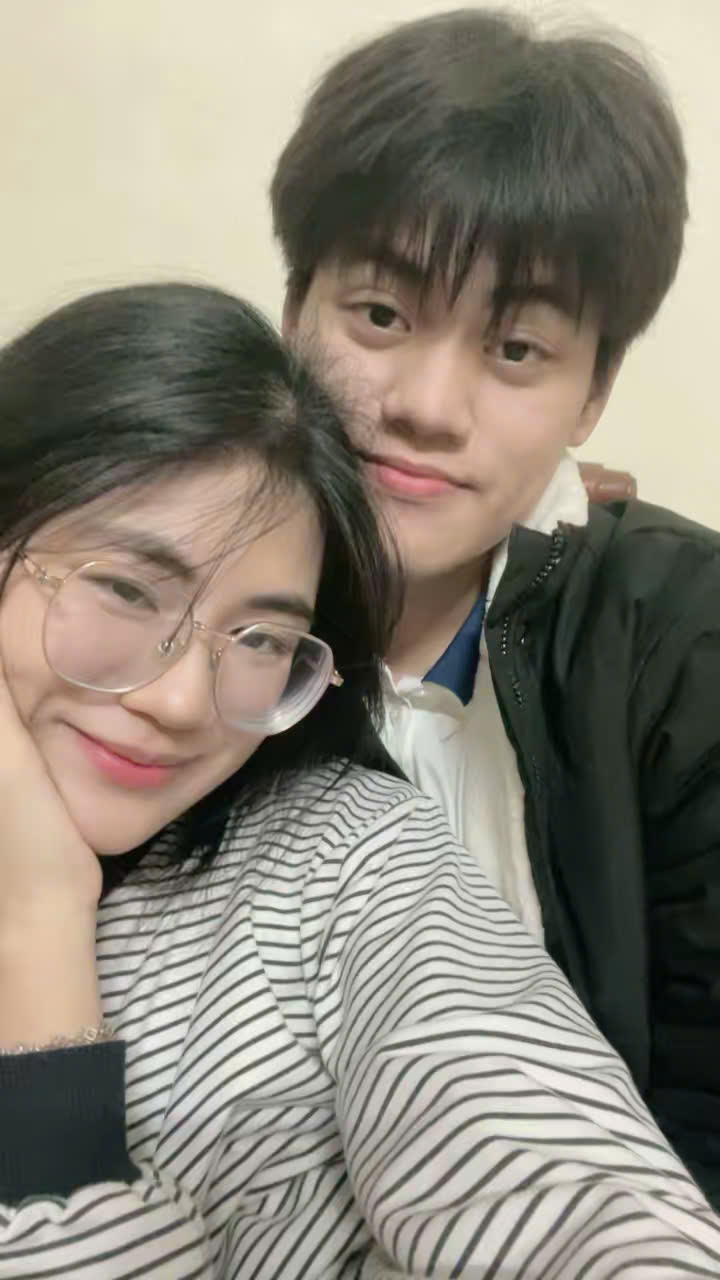 Kỷ niệm 4